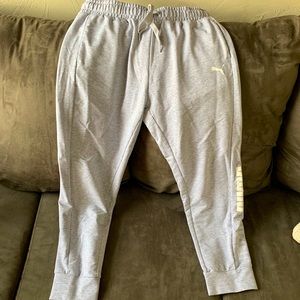 Puma Women’s Loose Joggers Size M